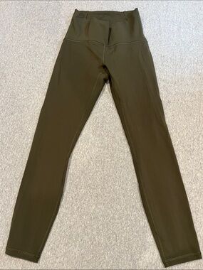 Lululemon Train Times 7/8 leggings with calf mesh panel size 4 olive green